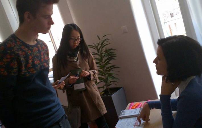 Lidé získávají praxi a další vzdělání prostřednictvím projektu Stáže ve firmách