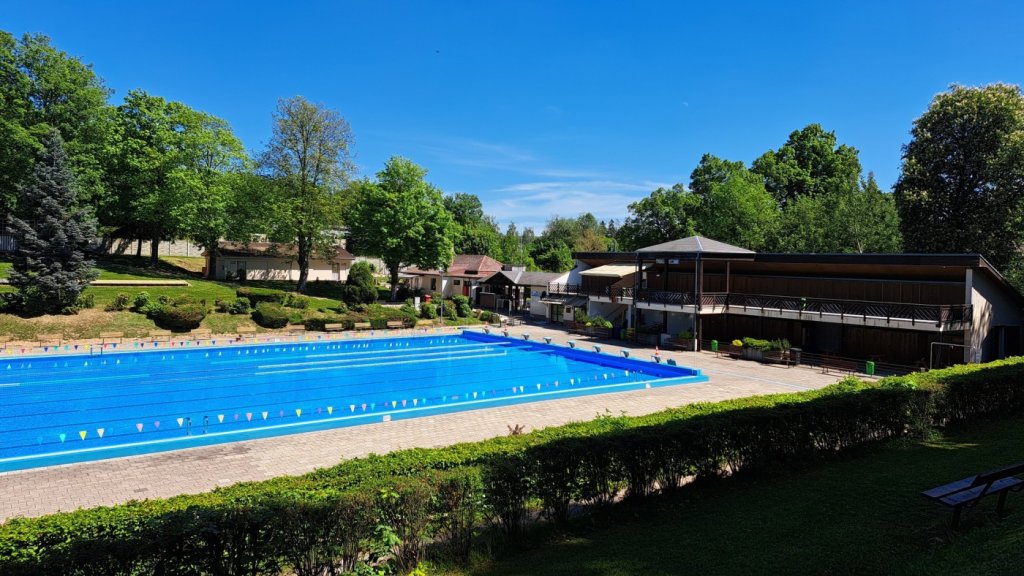 Unikátní projekt „Modrá studna“ ve Dvoře Králové: Lákadlem má být potápěcí jáma hluboká 40 metrů