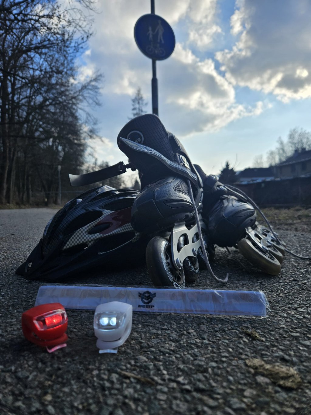 Jarní počasí láká na cyklostezky, policie vydala přehled pravidel pro bezpečný pohyb