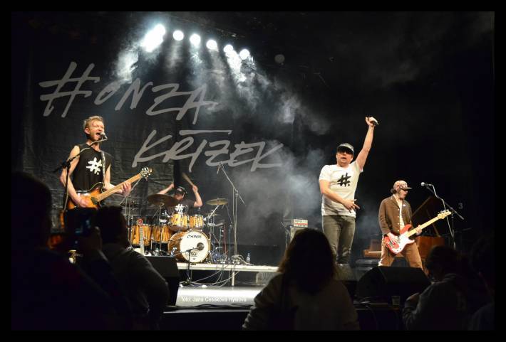 Honza Křížek s kapelou pokřtí v Litomyšli nové album