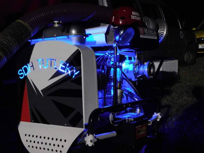 Noční hasičská soutěž