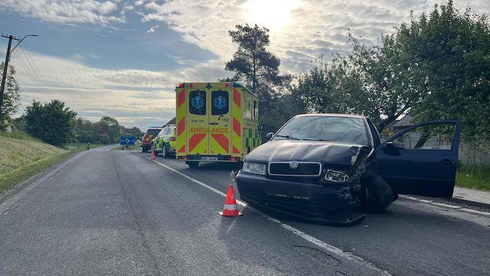 Srazily se dvě oktávky. Tři zranění putovali do nemocnice